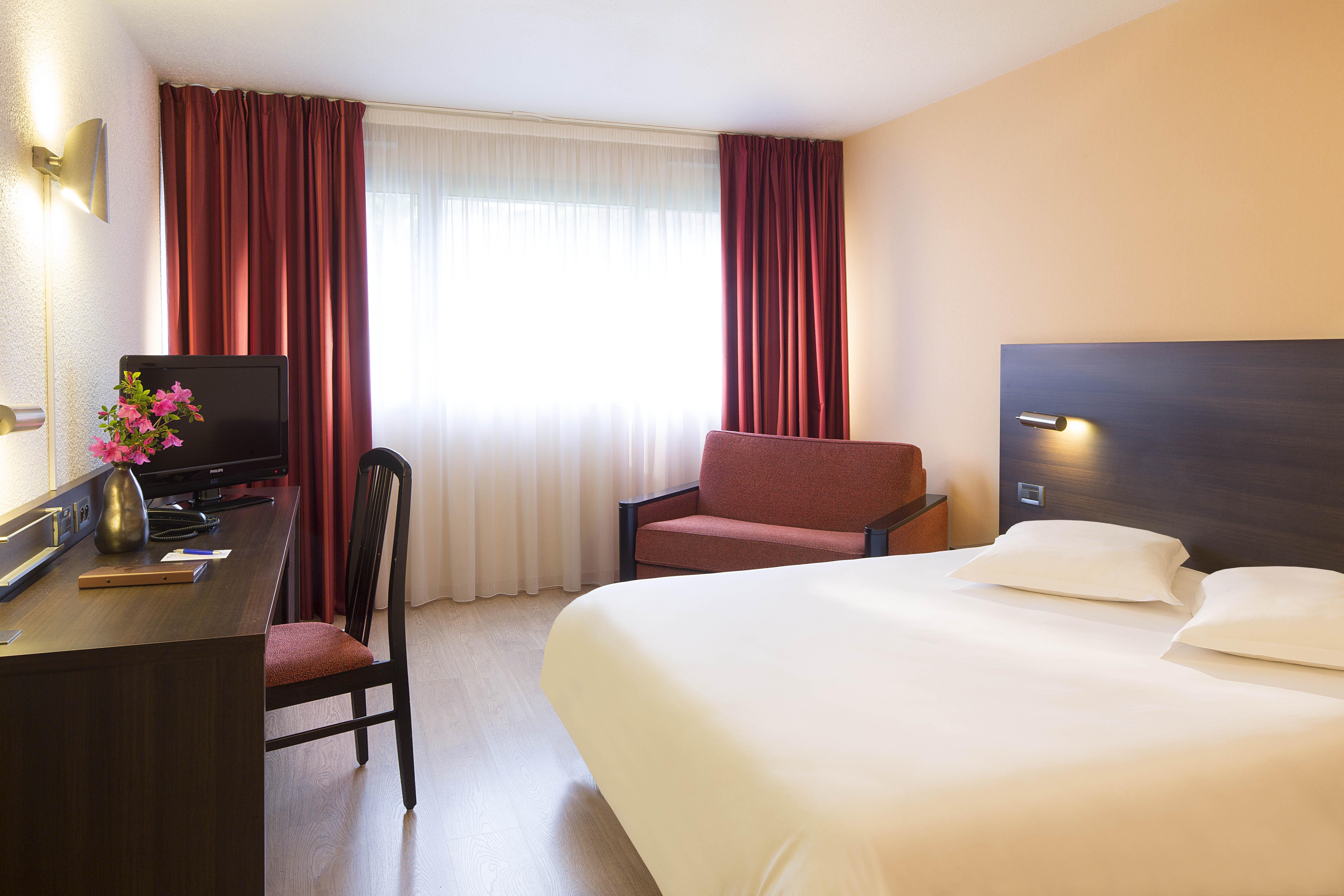 Escale Oceania Brest Hotel
