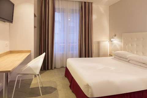 Escale Oceania Brest 3*