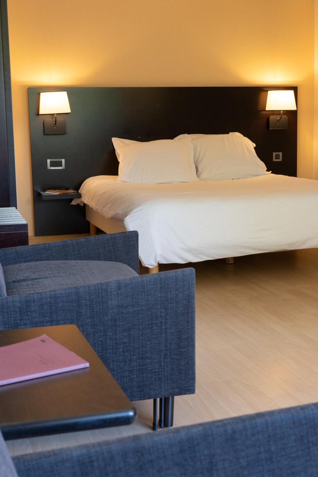 Hotel Escale Oceania Brest 3*