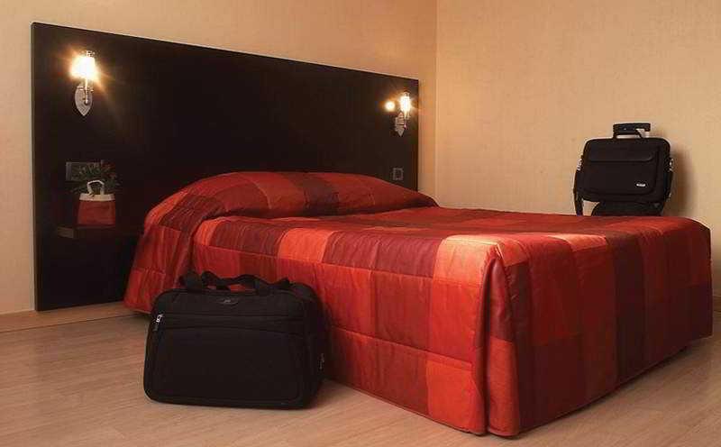 Escale Oceania Brest Hotel